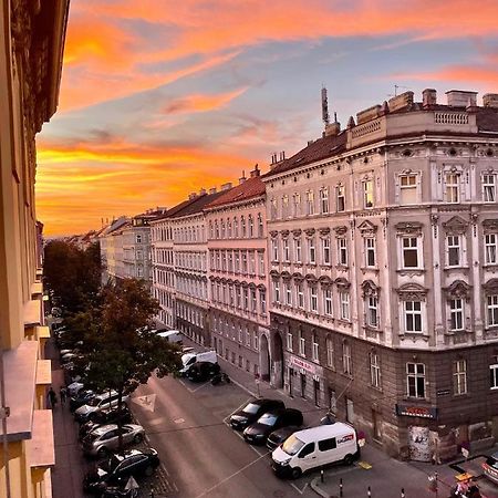 Trendy Apartment Near Schloss Schonbrunn Vienna Esterno foto