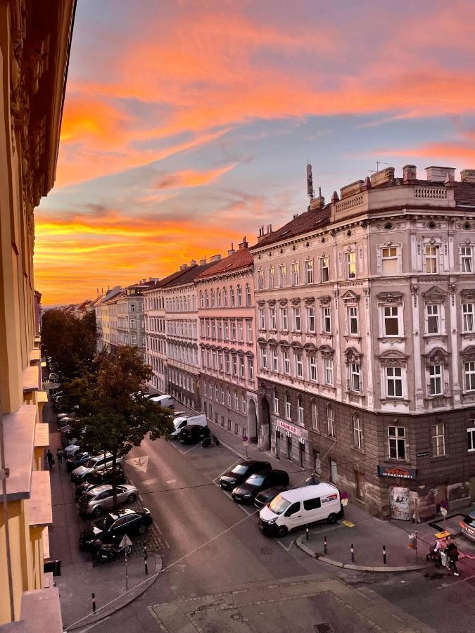 Trendy Apartment Near Schloss Schonbrunn Vienna Esterno foto