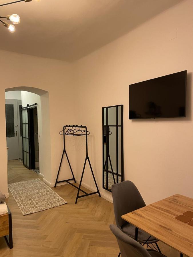 Trendy Apartment Near Schloss Schonbrunn Vienna Esterno foto